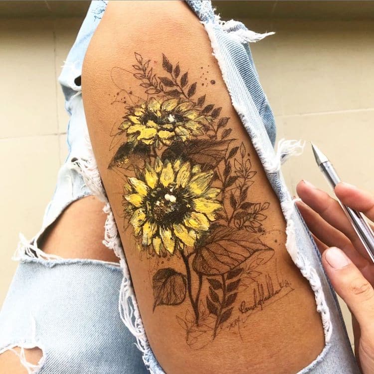 Des-dessins-sur-ses-cuisses-par-Randa-Haddadin-11