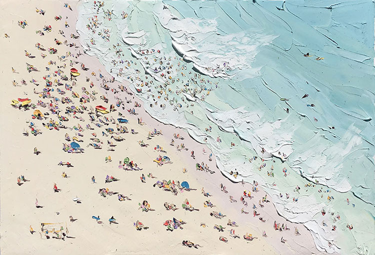 Les-scenes-de-detente-a-la-plage-de-Sally-West-4