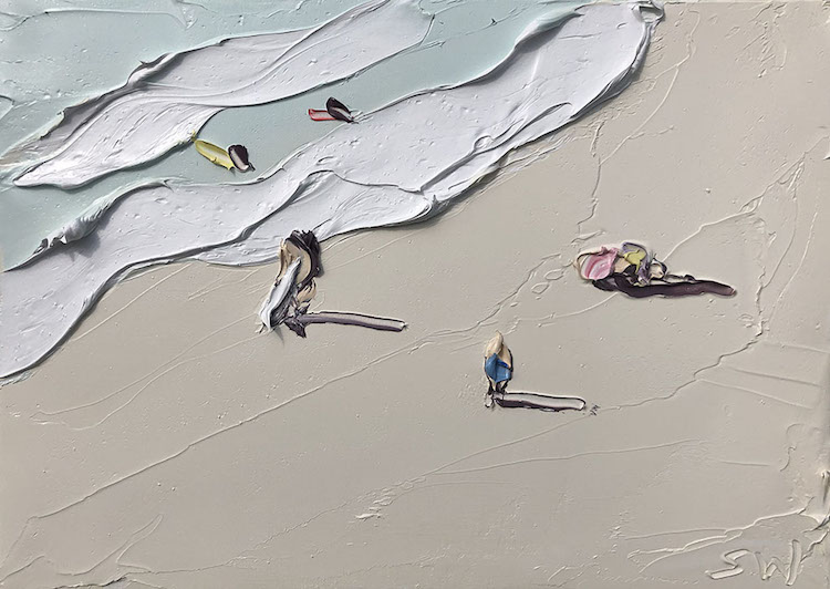 Les-scenes-de-detente-a-la-plage-de-Sally-West-7