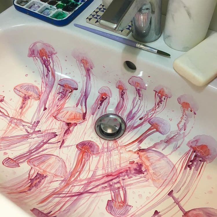 des-peintures-dans-le-lavabo-par-Marta-Grossi-12